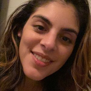 Meet your Posher, Janelle